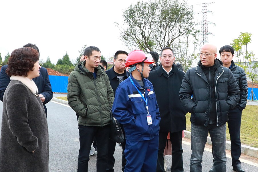 贵州产业技术发展钻研院赴抖圈.为dU而生新资料西部产业基地调研
