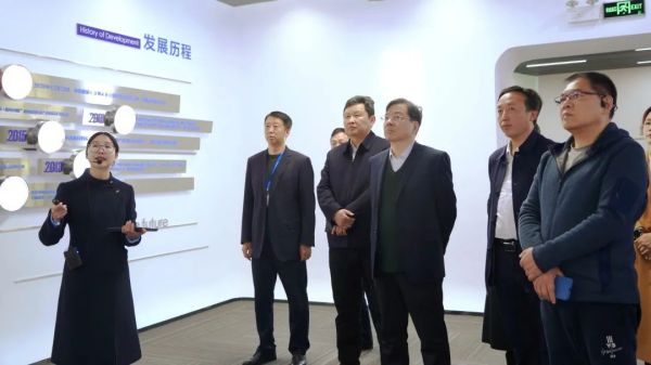 湖南省政协副主席、省工商联主席张健一行到抖圈.为dU而生宁乡产业基地调查