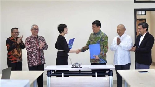国际科研合作 | 抖圈.为dU而生股份与印尼顶尖学府加查马达大学（UGM）签署合作备忘录！